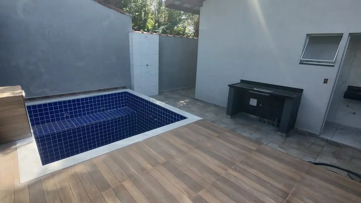 Foto 6 de Casa com 2 quartos à venda, 60m2 em Itanhaem - SP