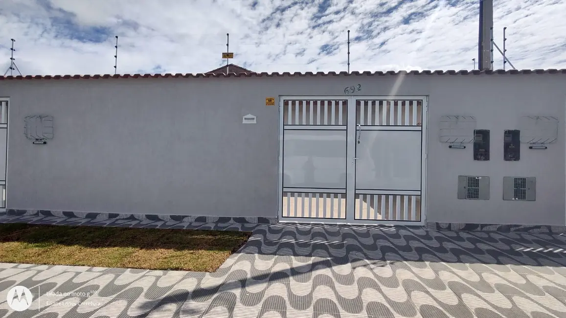 Foto 4 de Casa com 2 quartos à venda, 68m2 em Mongagua - SP