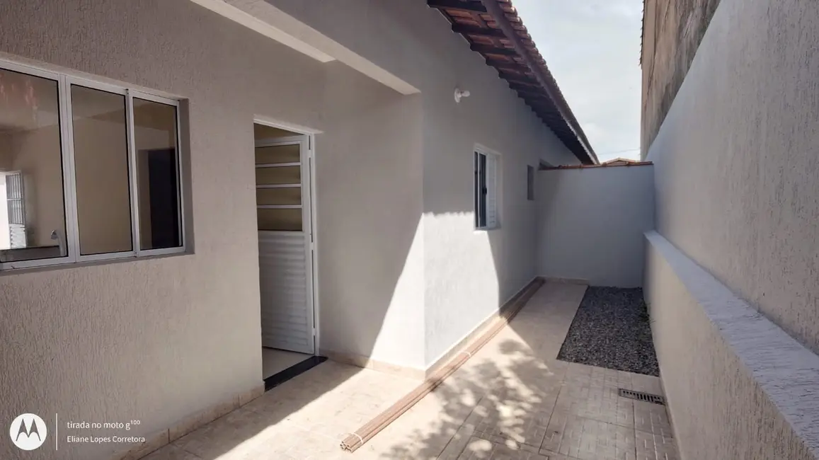 Foto 5 de Casa com 2 quartos à venda, 68m2 em Mongagua - SP