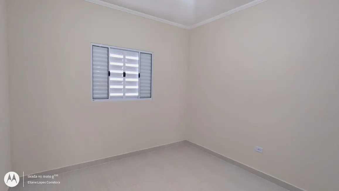 Foto 7 de Casa com 2 quartos à venda, 68m2 em Mongagua - SP