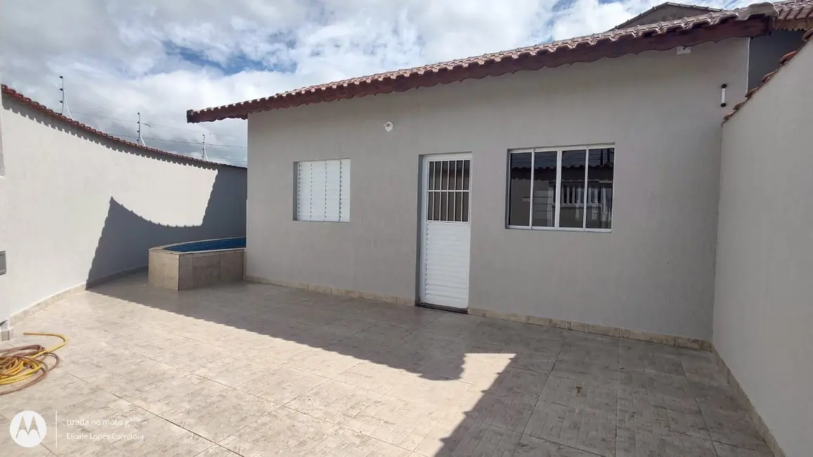 Foto 5 de Casa com 2 quartos à venda, 68m2 em Mongagua - SP