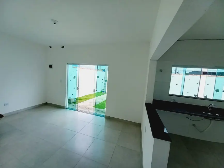 Foto 7 de Casa com 2 quartos à venda, 50m2 em Itanhaem - SP