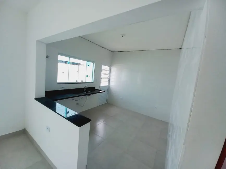 Foto 8 de Casa com 2 quartos à venda, 50m2 em Itanhaem - SP