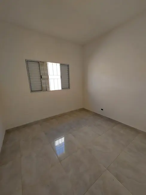 Foto 4 de Casa com 2 quartos à venda, 67m2 em Itanhaem - SP