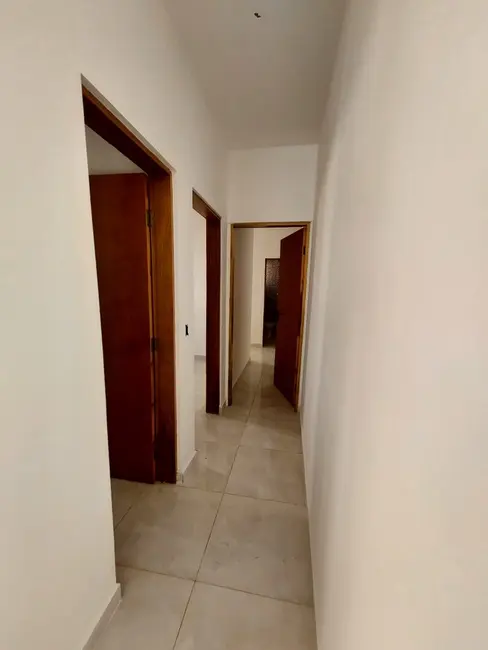 Foto 8 de Casa com 2 quartos à venda, 67m2 em Itanhaem - SP