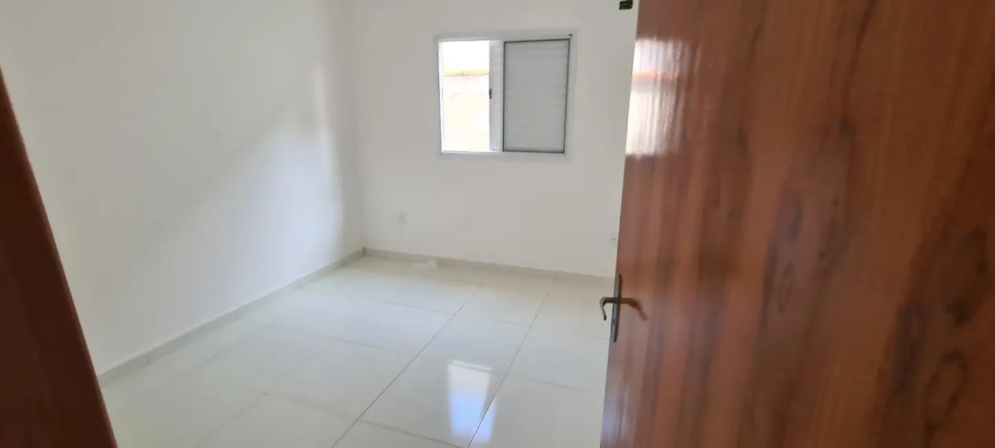 Foto 7 de Casa com 2 quartos à venda, 86m2 em Itanhaem - SP