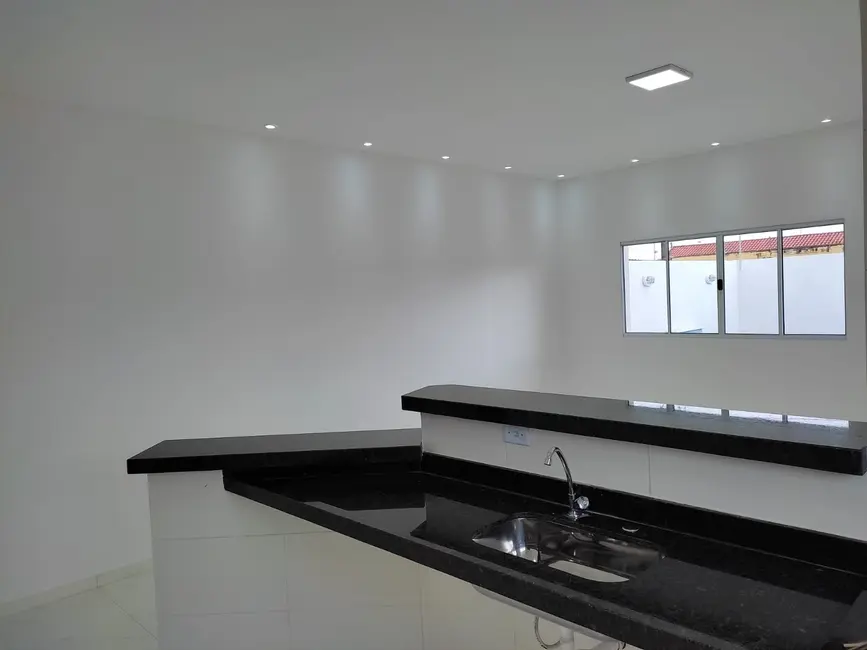 Foto 6 de Casa com 2 quartos à venda, 75m2 em Itanhaem - SP