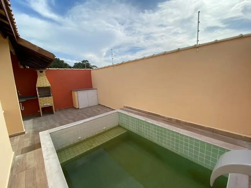 Foto 3 de Casa com 2 quartos à venda, 80m2 em Itanhaem - SP