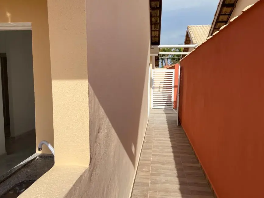 Foto 4 de Casa com 2 quartos à venda, 80m2 em Itanhaem - SP