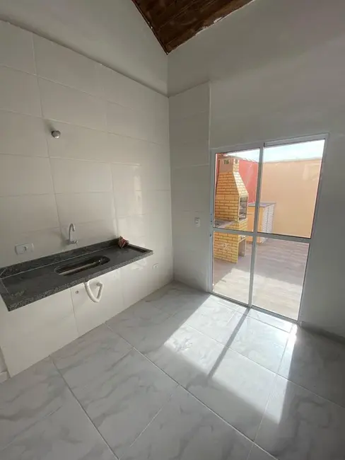 Foto 9 de Casa com 2 quartos à venda, 80m2 em Itanhaem - SP