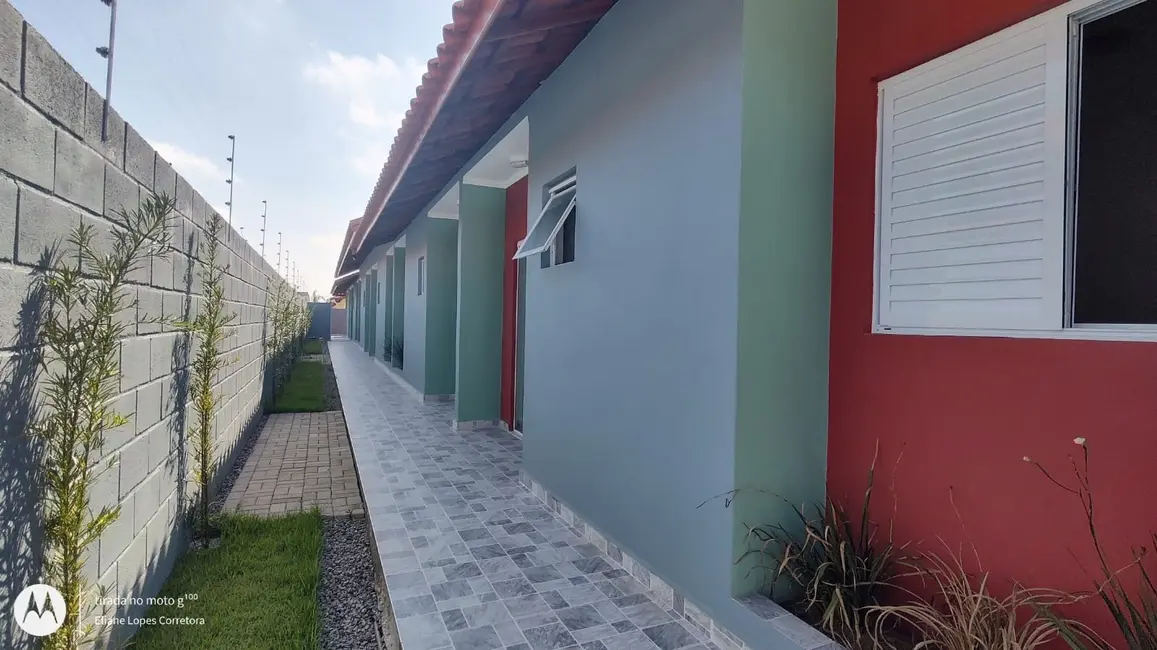 Foto 9 de Casa com 2 quartos à venda, 49m2 em Itanhaem - SP