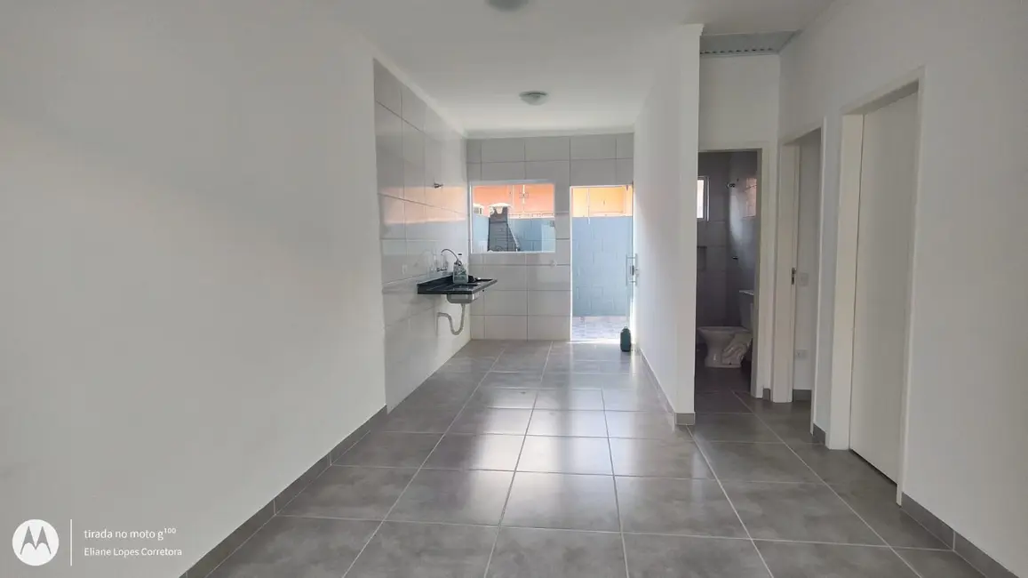Foto 8 de Casa com 2 quartos à venda, 49m2 em Itanhaem - SP