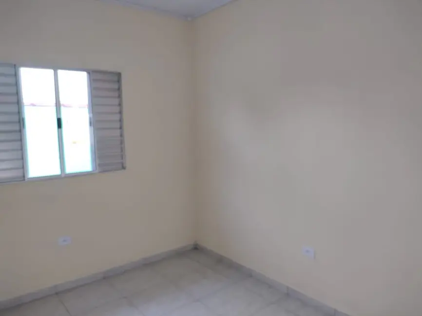 Foto 5 de Casa com 2 quartos à venda, 50m2 em Mongagua - SP