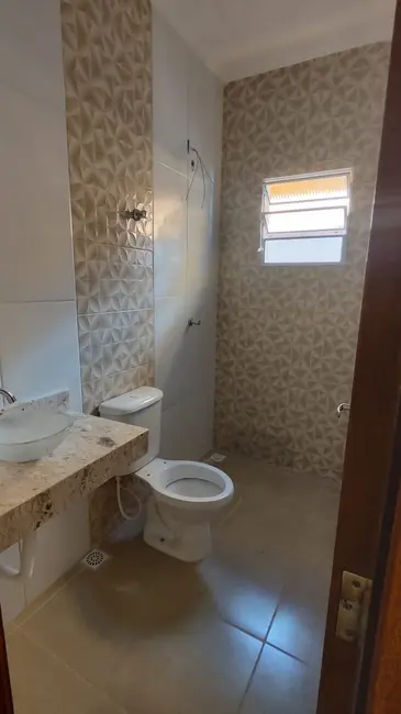 Foto 5 de Casa com 2 quartos à venda, 65m2 em Itanhaem - SP
