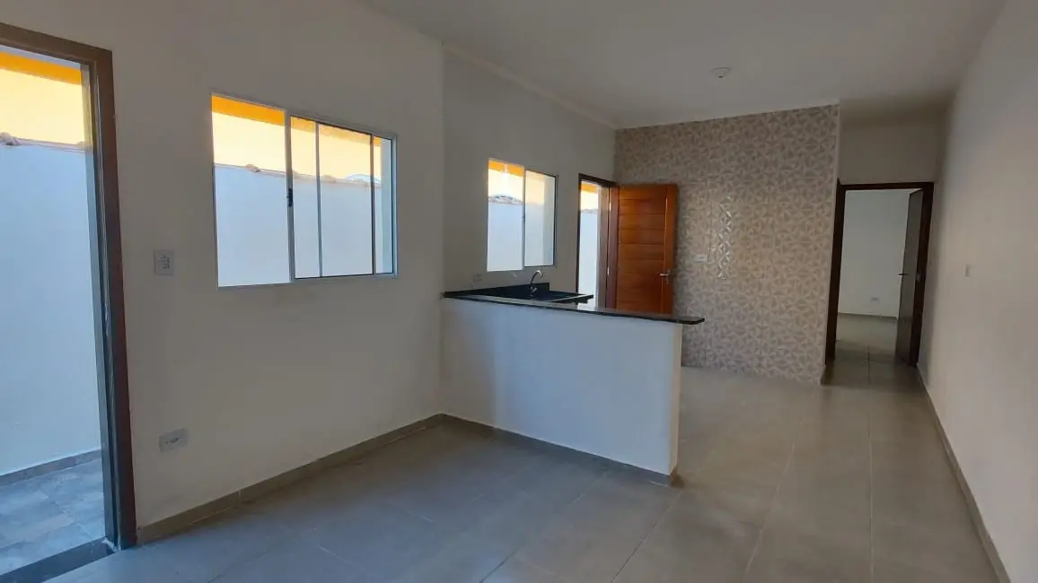 Foto 7 de Casa com 2 quartos à venda, 65m2 em Itanhaem - SP