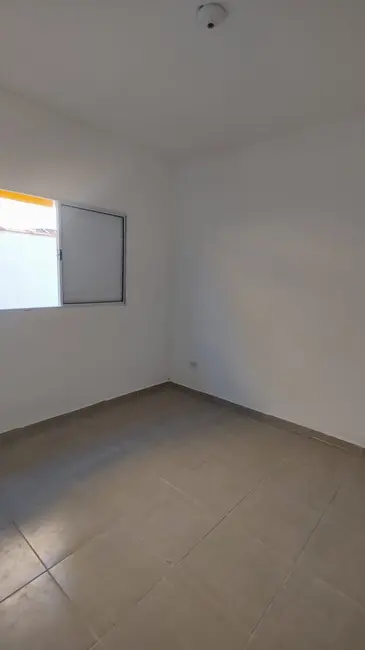 Foto 4 de Casa com 2 quartos à venda, 65m2 em Itanhaem - SP