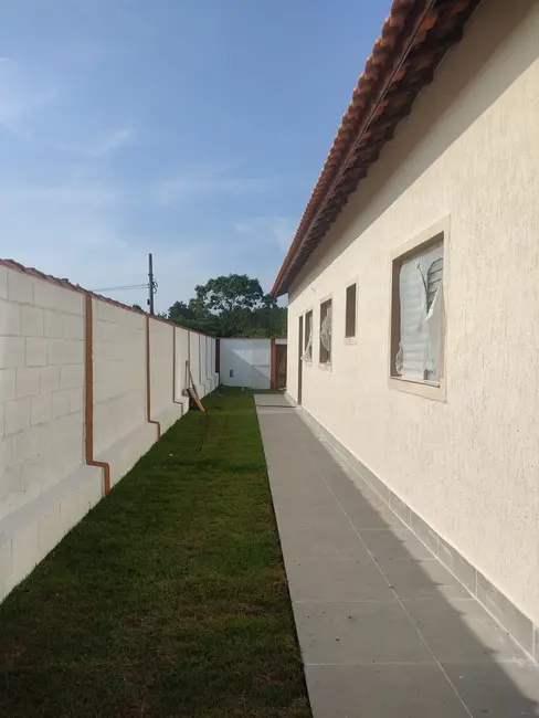 Foto 7 de Casa com 2 quartos à venda, 54m2 em Itanhaem - SP