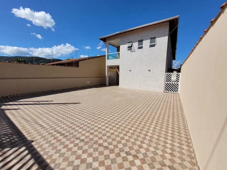 Foto 4 de Casa com 2 quartos à venda, 78m2 em Itanhaem - SP