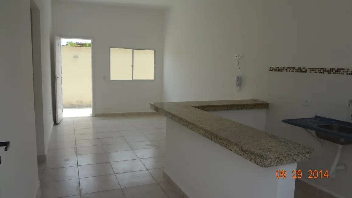 Foto 8 de Casa de Condomínio com 2 quartos à venda, 48m2 em Itanhaem - SP