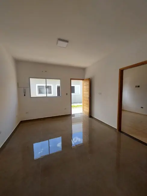 Casa de Condomínio com 2 quartos à venda, 48m2 em Itanhaem - SP - imagem 9 Foto 9 de Casa de Condomínio com 2 quartos à venda, 48m2 em Itanhaem - SP