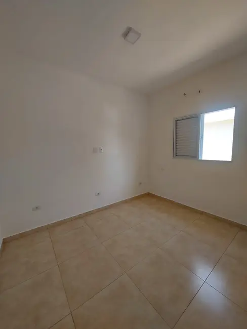 Casa de Condomínio com 2 quartos à venda, 48m2 em Itanhaem - SP - imagem 6 Foto 6 de Casa de Condomínio com 2 quartos à venda, 48m2 em Itanhaem - SP