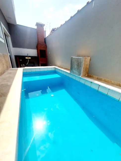 Casa de Condomínio com 2 quartos à venda, 48m2 em Itanhaem - SP - imagem 1 Foto 1 de Casa de Condomínio com 2 quartos à venda, 48m2 em Itanhaem - SP