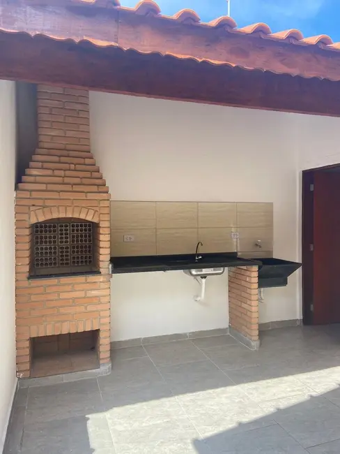 Casa com 3 quartos à venda, 70m2 em Itanhaem - SP - imagem 5 Foto 5 de Casa com 3 quartos à venda, 70m2 em Itanhaem - SP