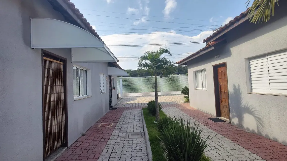 Foto 1 de Casa de Condomínio com 2 quartos à venda, 45m2 em Itanhaem - SP