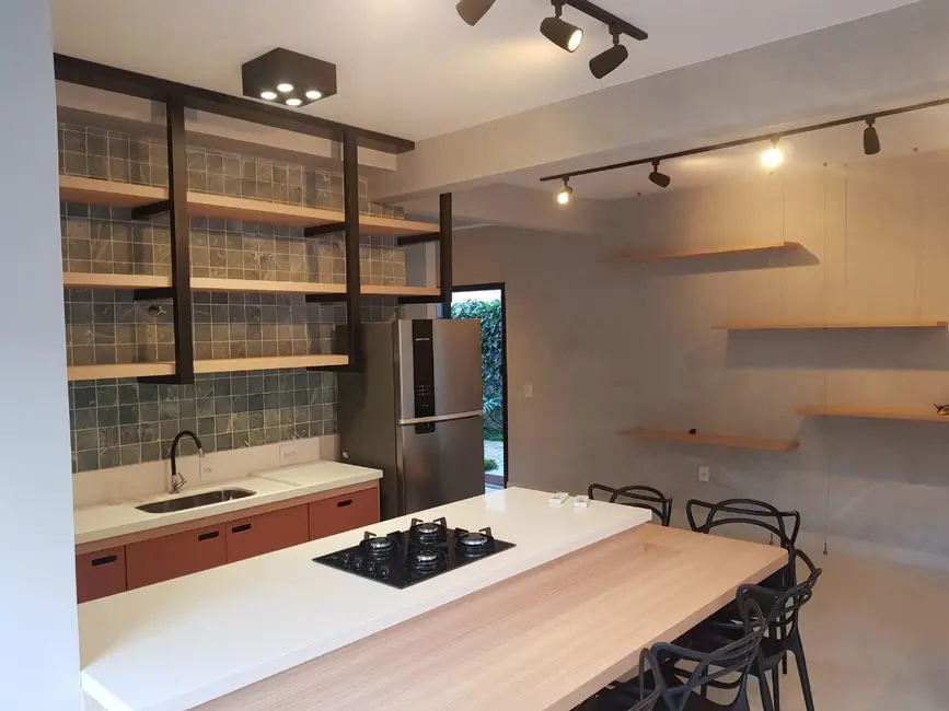 Foto 9 de Casa com 2 quartos à venda, 129m2 em Itanhaem - SP