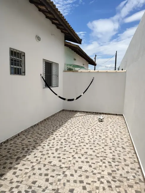 Foto 4 de Casa com 2 quartos à venda, 60m2 em Itanhaem - SP