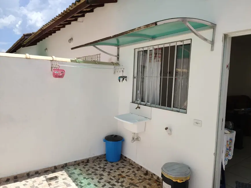 Foto 3 de Casa com 2 quartos à venda, 60m2 em Itanhaem - SP