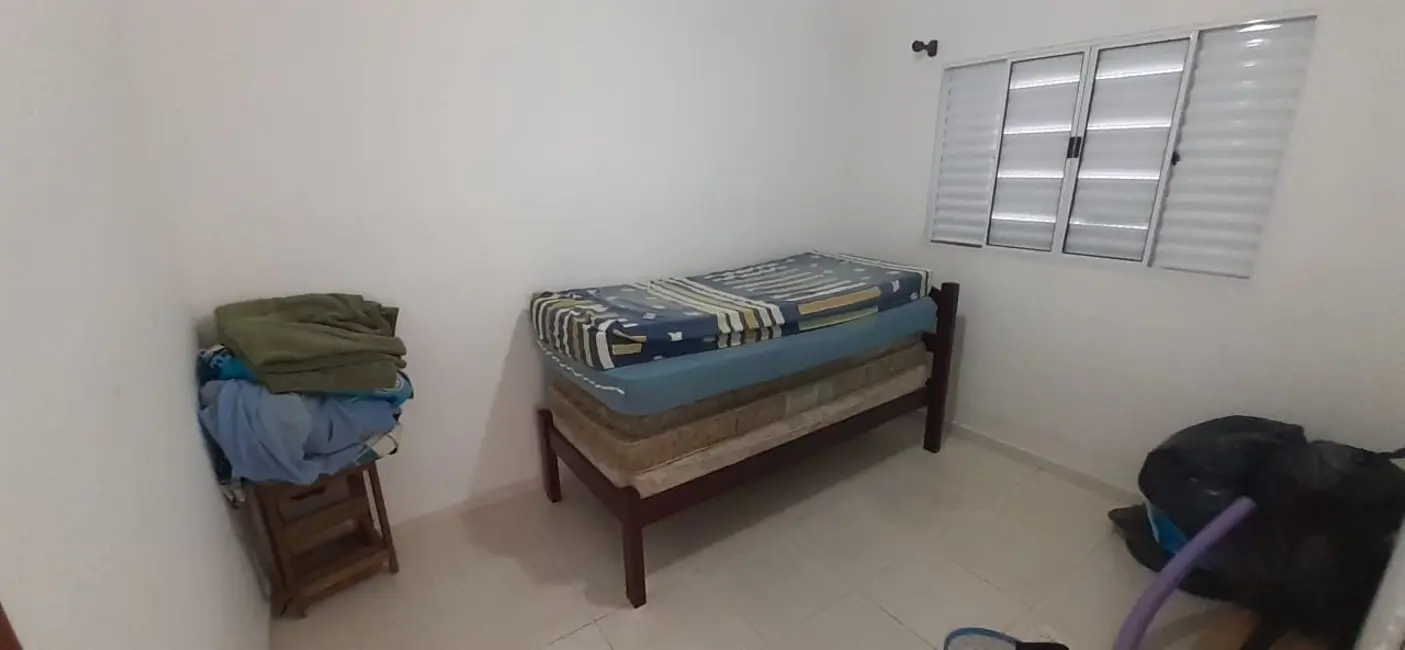 Foto 2 de Casa com 2 quartos à venda, 60m2 em Itanhaem - SP