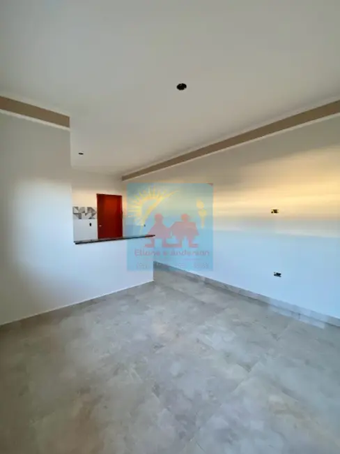 Foto 4 de Casa com 2 quartos à venda, 77m2 em Mongagua - SP