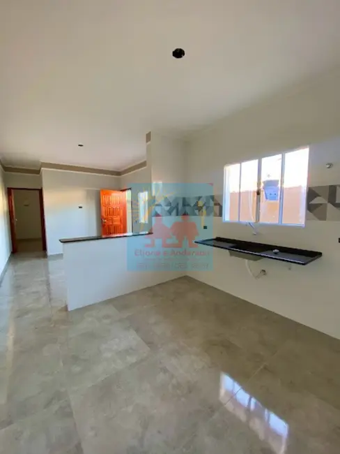 Foto 7 de Casa com 2 quartos à venda, 77m2 em Mongagua - SP