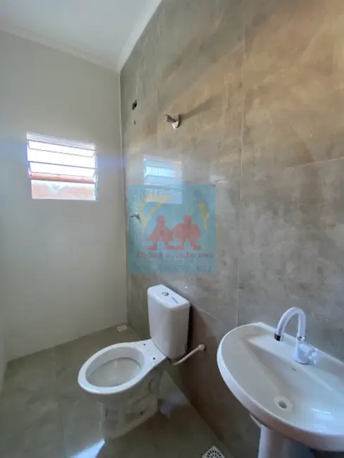 Foto 8 de Casa com 2 quartos à venda, 77m2 em Mongagua - SP