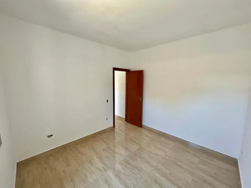 Foto 6 de Casa com 2 quartos à venda, 66m2 em Itanhaem - SP