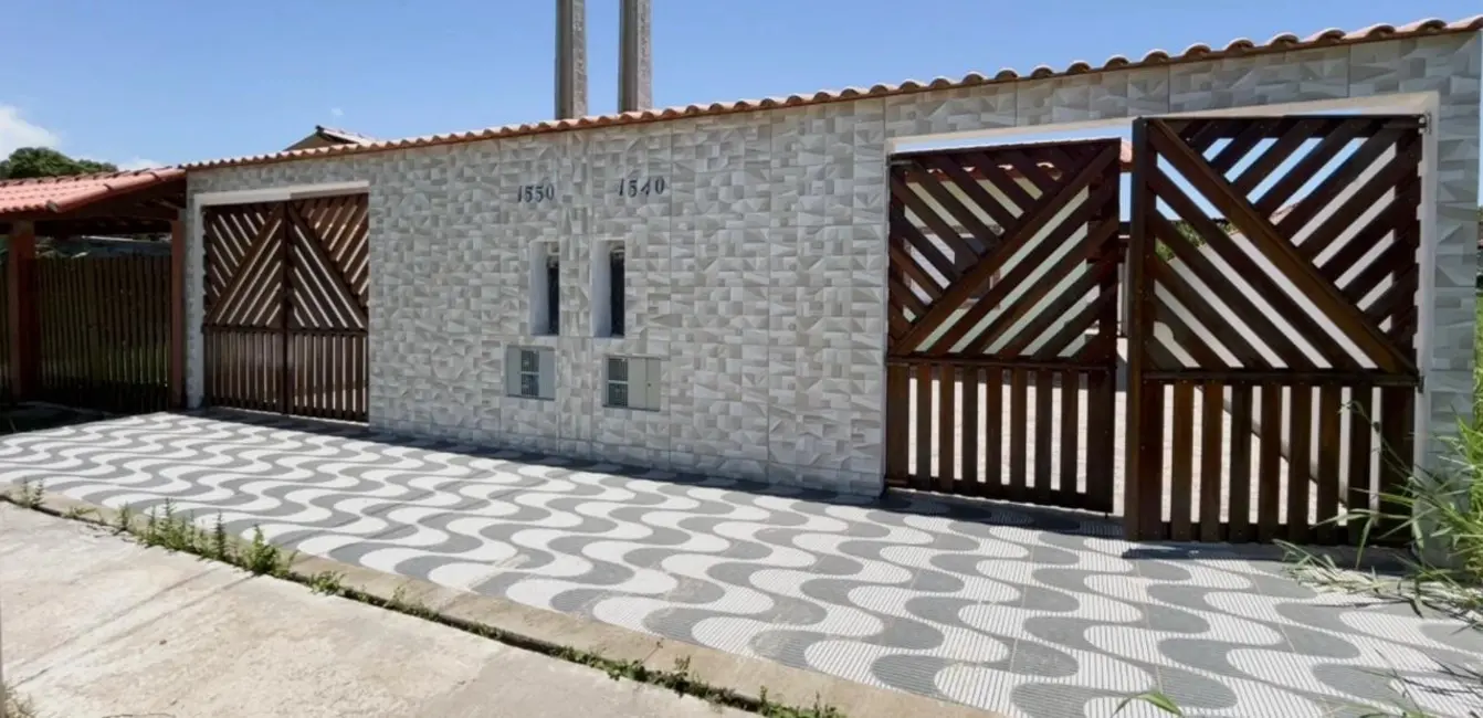 Foto 9 de Casa com 2 quartos à venda, 66m2 em Itanhaem - SP