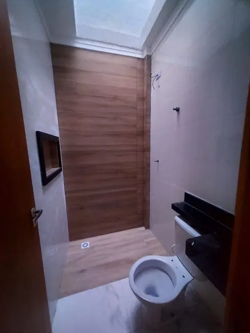 Foto 2 de Sobrado com 2 quartos à venda, 76m2 em Caiçara, Praia Grande - SP