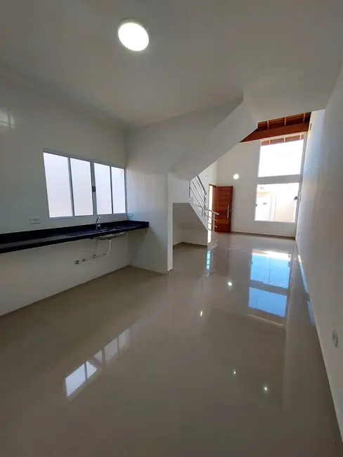 Foto 4 de Sobrado com 3 quartos à venda, 83m2 em Itanhaem - SP