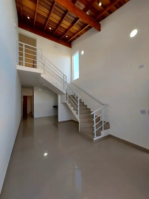 Foto 3 de Sobrado com 3 quartos à venda, 83m2 em Itanhaem - SP