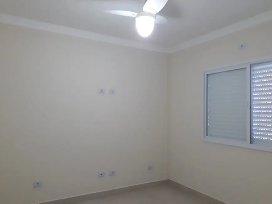 Foto 8 de Sobrado com 3 quartos à venda, 148m2 em Maracanã, Praia Grande - SP