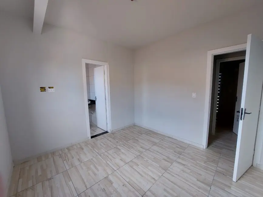 Sobrado com 2 quartos à venda, 74m2 em Praia Grande - SP - imagem 7 Foto 7 de Sobrado com 2 quartos à venda, 74m2 em Praia Grande - SP