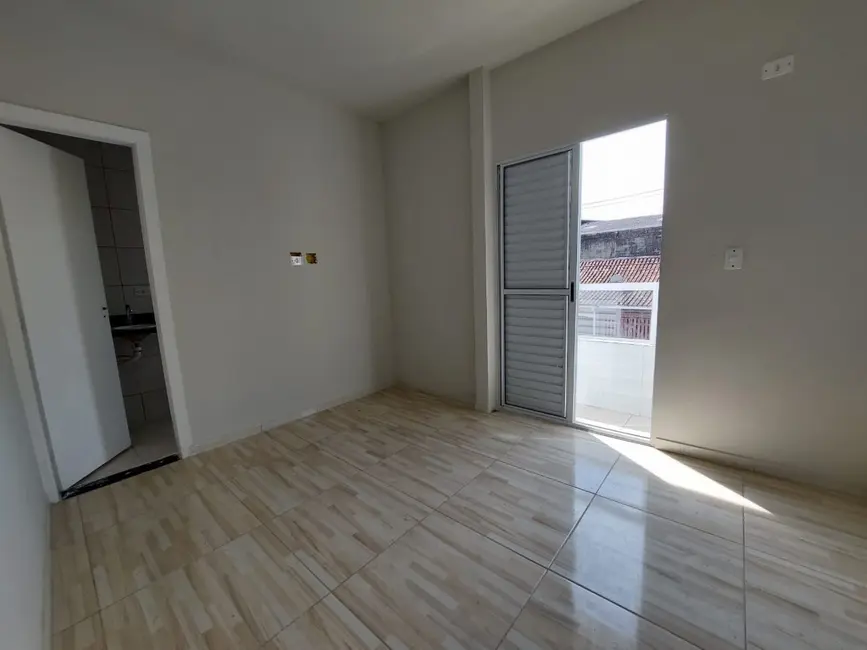 Sobrado com 2 quartos à venda, 74m2 em Praia Grande - SP - imagem 9 Foto 9 de Sobrado com 2 quartos à venda, 74m2 em Praia Grande - SP