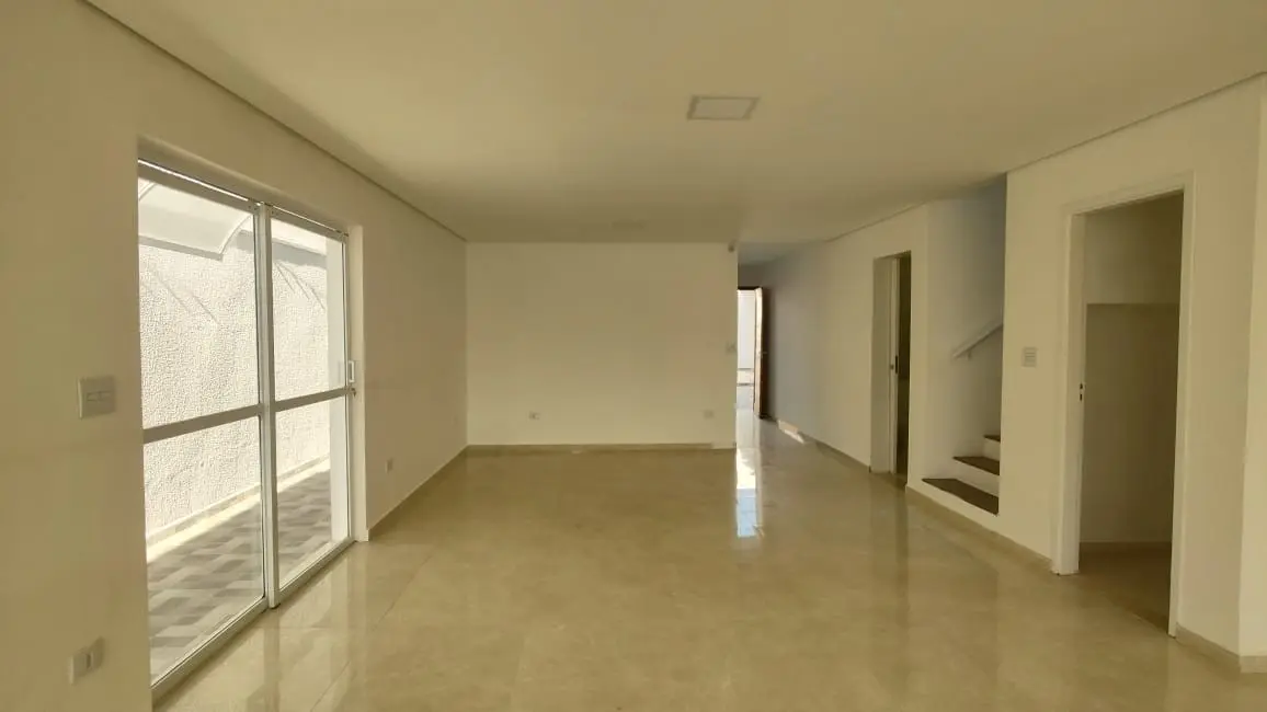 Foto 4 de Sobrado com 4 quartos à venda, 310m2 em Itanhaem - SP