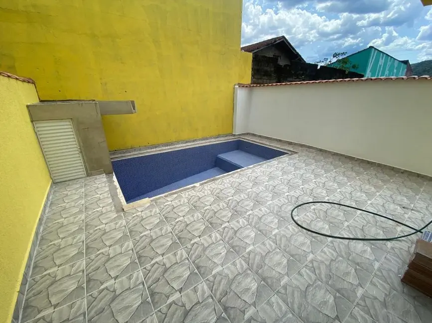 Sobrado com 2 quartos à venda, 70m2 em Itanhaem - SP - imagem 7 Foto 7 de Sobrado com 2 quartos à venda, 70m2 em Itanhaem - SP