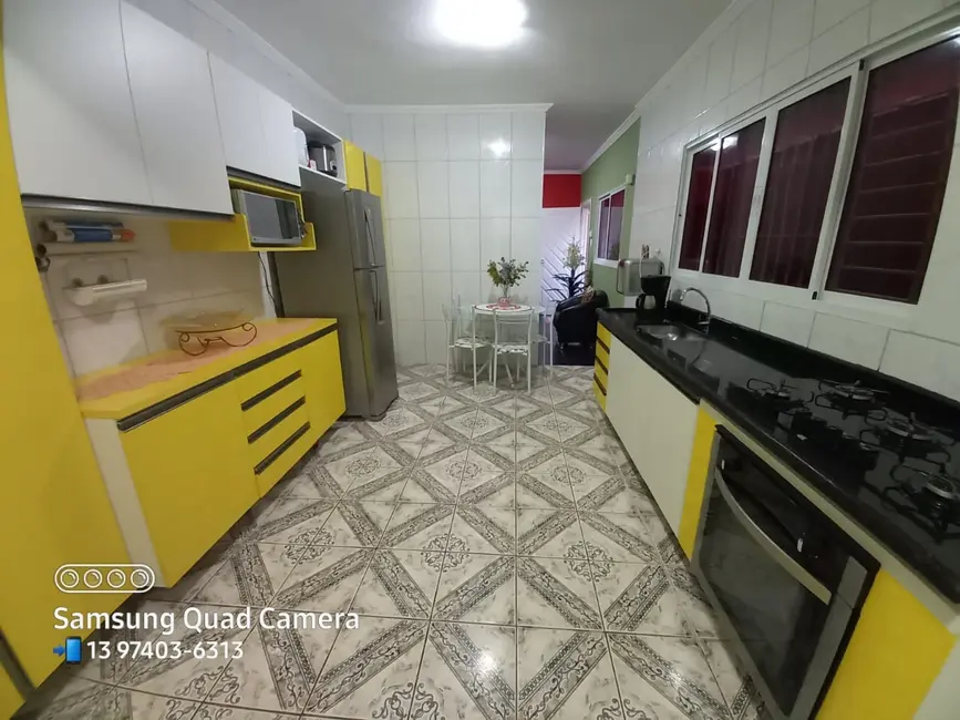 Foto 8 de Sobrado com 4 quartos à venda, 80m2 em Itanhaem - SP