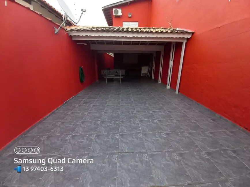 Foto 2 de Sobrado com 4 quartos à venda, 80m2 em Itanhaem - SP