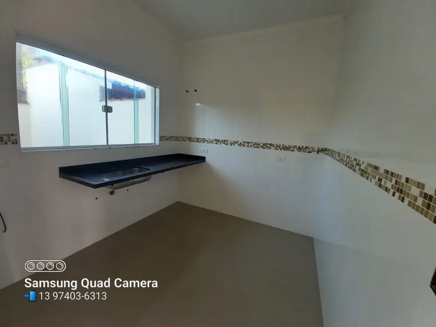 Sobrado com 3 quartos à venda, 115m2 em Itanhaem - SP - imagem 6 Foto 6 de Sobrado com 3 quartos à venda, 115m2 em Itanhaem - SP