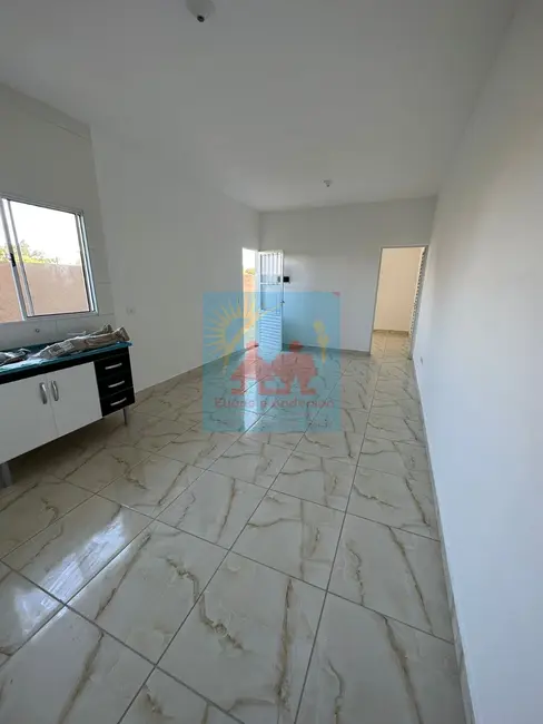 Foto 2 de Casa com 2 quartos à venda, 50m2 em Itanhaem - SP
