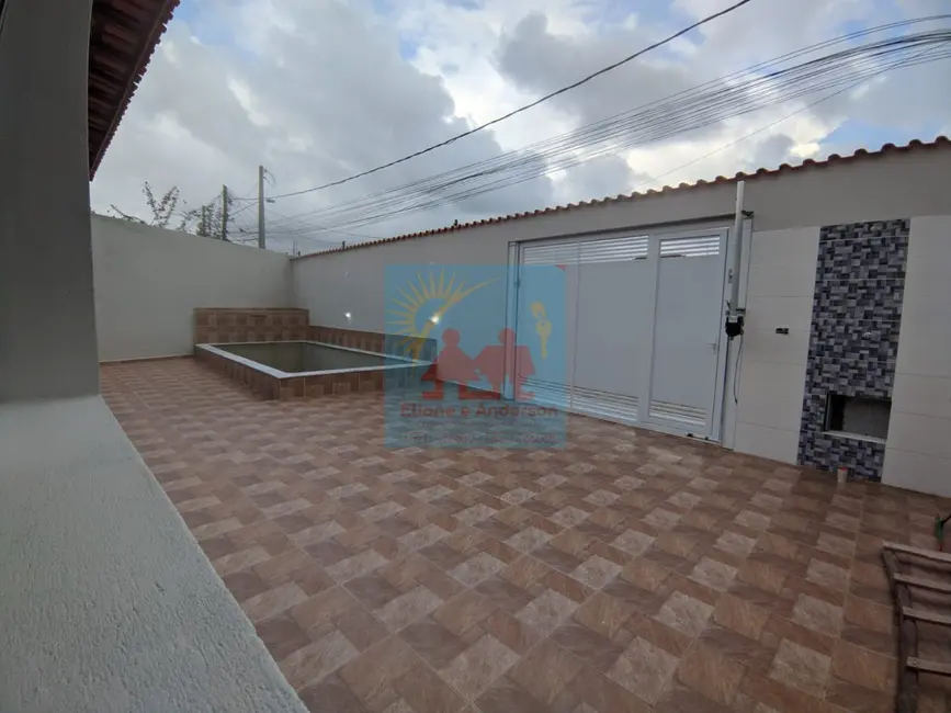 Foto 3 de Casa com 2 quartos à venda, 68m2 em Itanhaem - SP